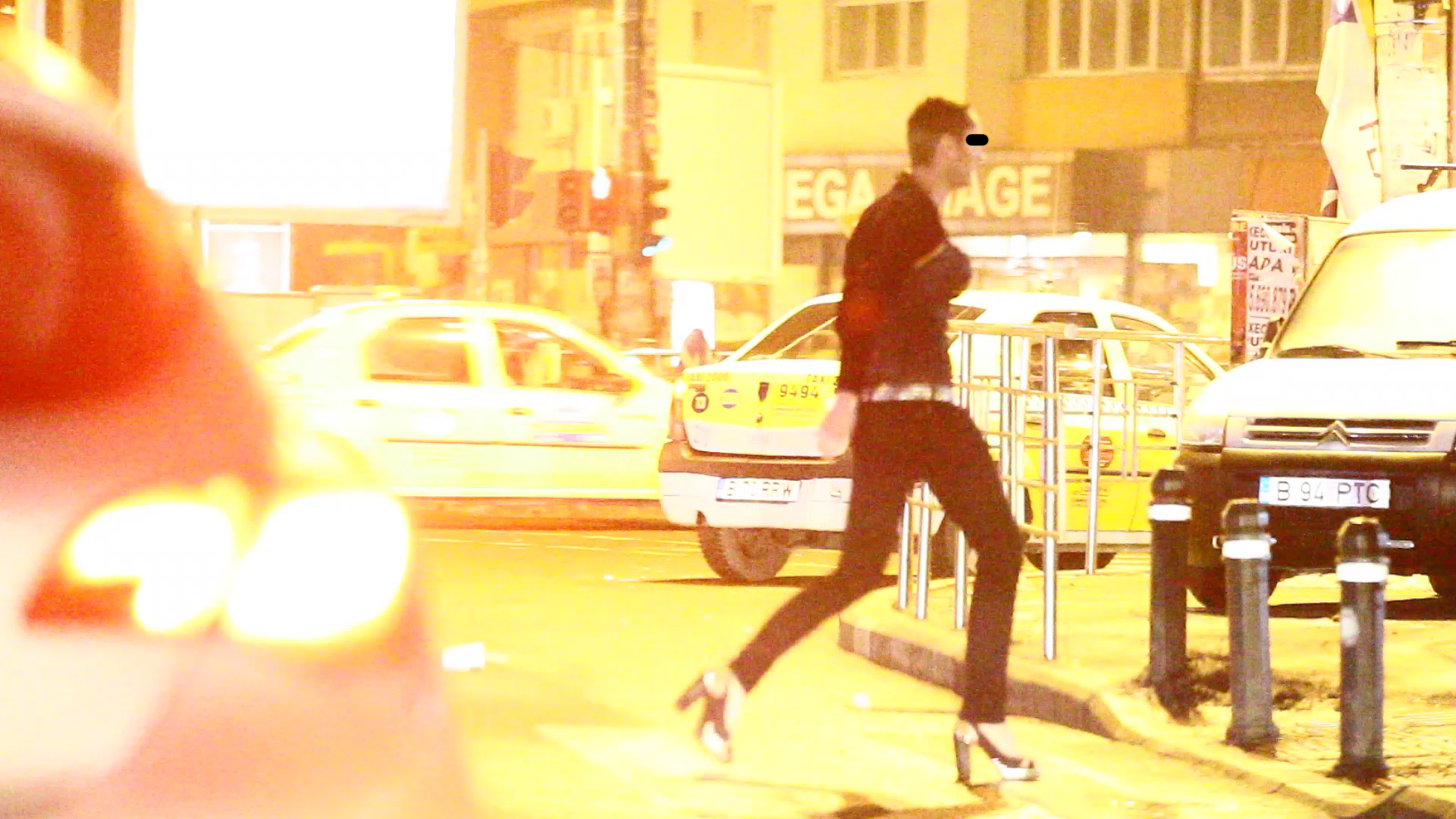 Un travestit a facut senzatie in Stefan cel Mare