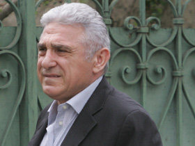 Ioan becali