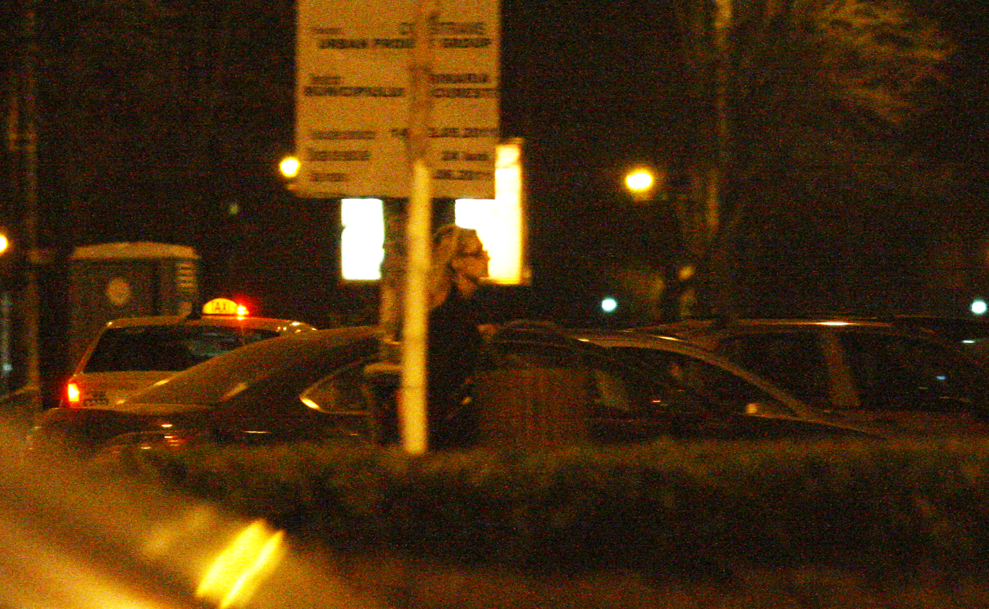 Isabela, sotia lui Nicolas Pisapia lucreaza la o clinica medicala privata