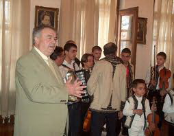 Poetul Mihai Fotache este un adevarat crai in Dolj