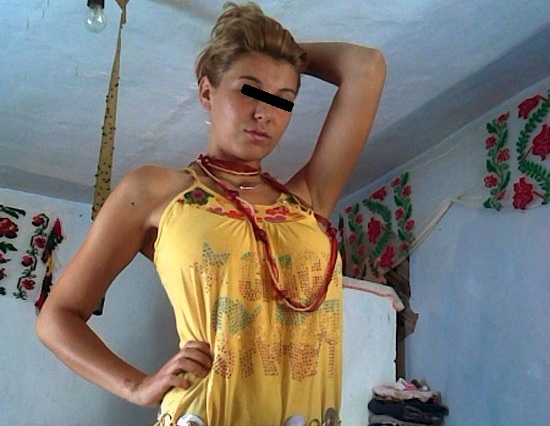 Un model care trage la muste