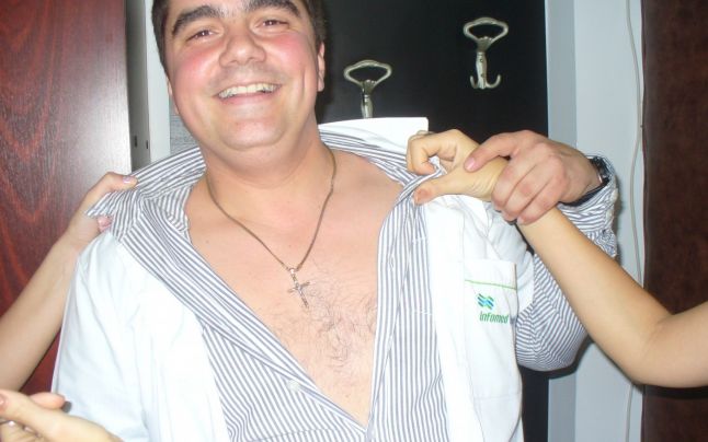 Directorul spitalului s-a bucurat de spectacolul de striptease