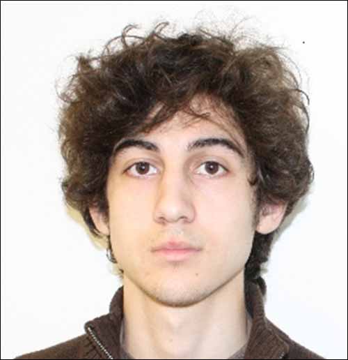 Djohan Tsarnaev si-a actualizat profilul pe Facebook cand a auzit ca este cautat de FBI