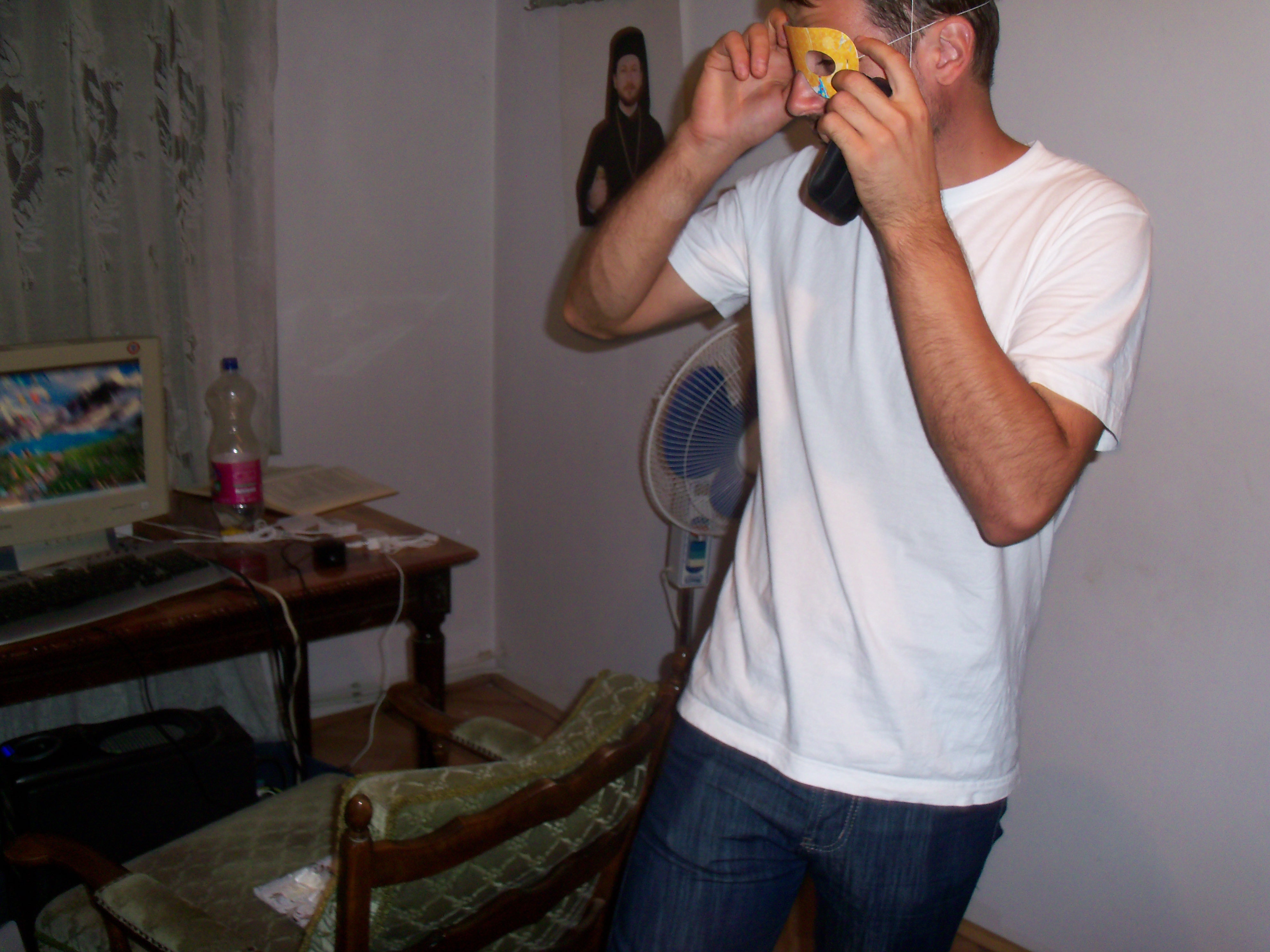 Calugarul Fanurie si-a uimit prietenii cand a inceput sa danseze