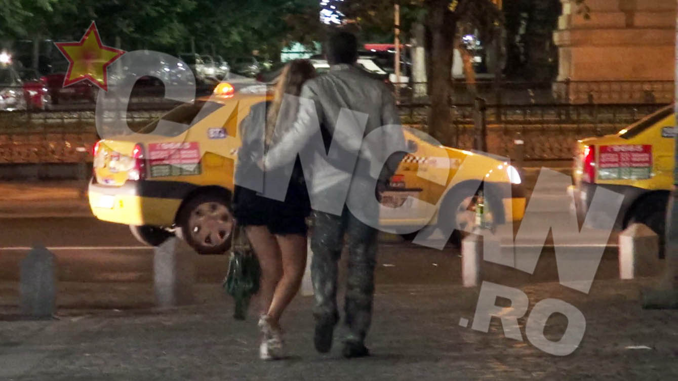 In jurul orei 4.00, cei doi amorezi s-au retras spre casa, luand un taxi