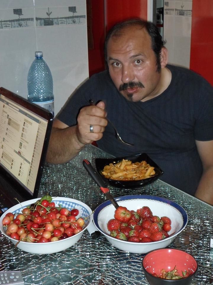 Domenico Pompieru, fratele lui Nelson Mondialu