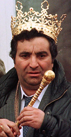Florin Cioaba a fost incoronat rege la scurt timp dupa moartea tatalui sau, in 2007