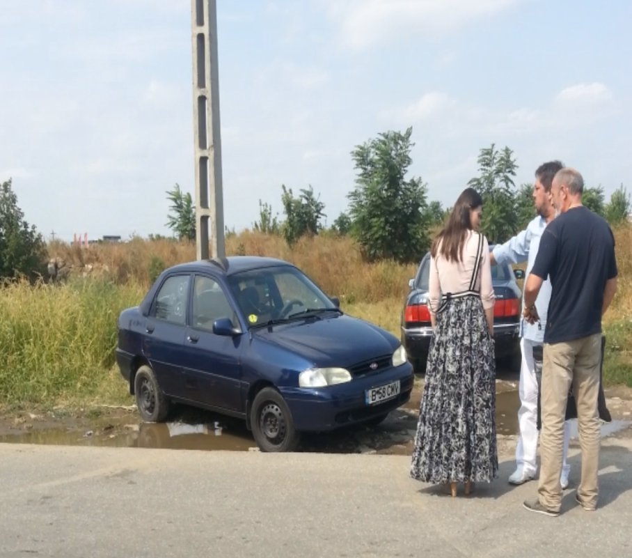 Masina lui Doinel este blocata de un sofer care a parcat in fata lui