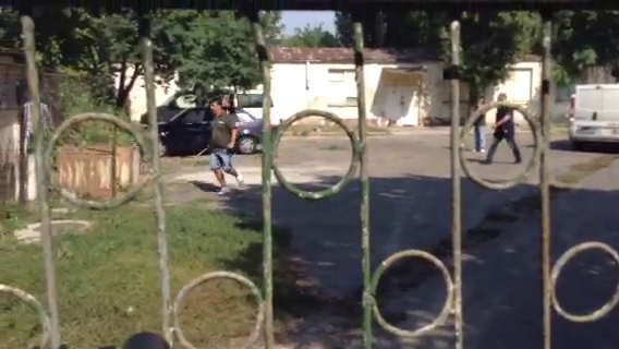 Vagabonzi fugariti cu arme - 1