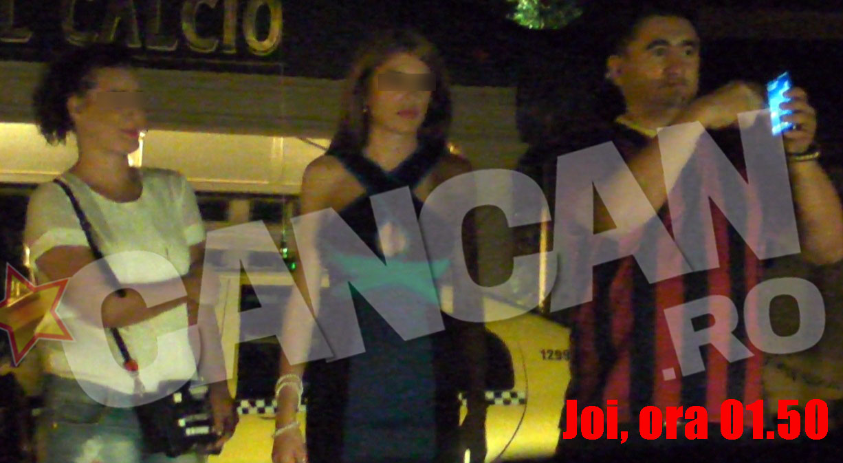 I-a facut soferului semn cu telefonul pentru a-l distinge in parcare