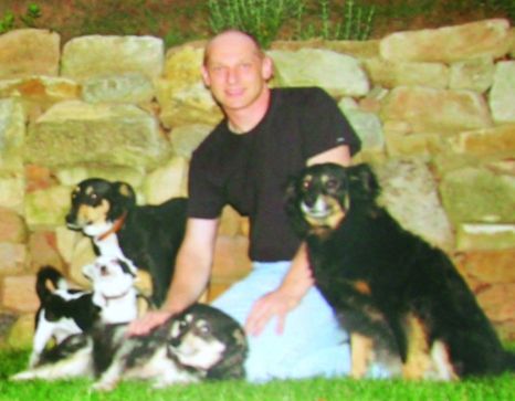 Neamtul Guido Bayer a fost impresionat de situatia Zivei si a adoptat-o