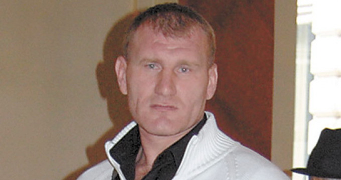 Tolea a fost dat in judecata de fosta sotie pentru ca nu a platit pensia alimentara