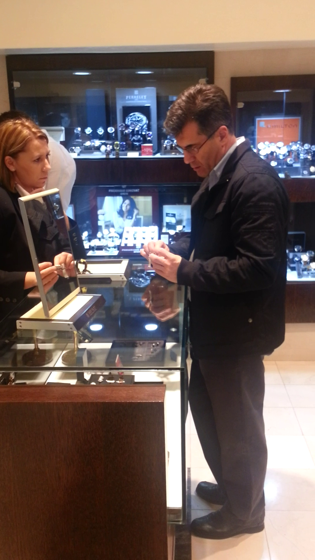 Economistul a apreciat doua ceasuri foarte scumpe