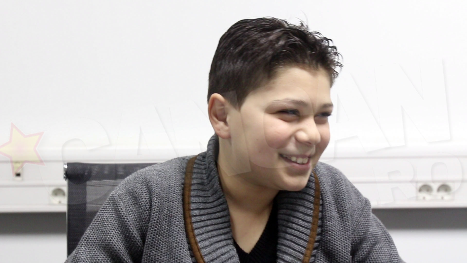 Roberto isi doreste sa ajunga un manelist celebru