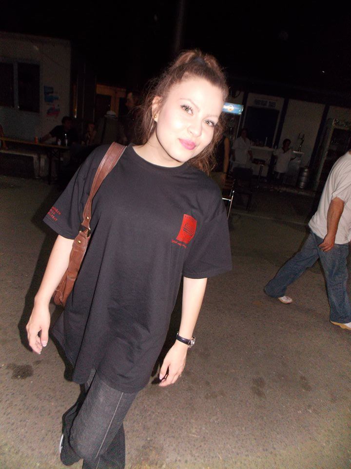 Maria isi face vacantele alaturi de fiul marelui poet