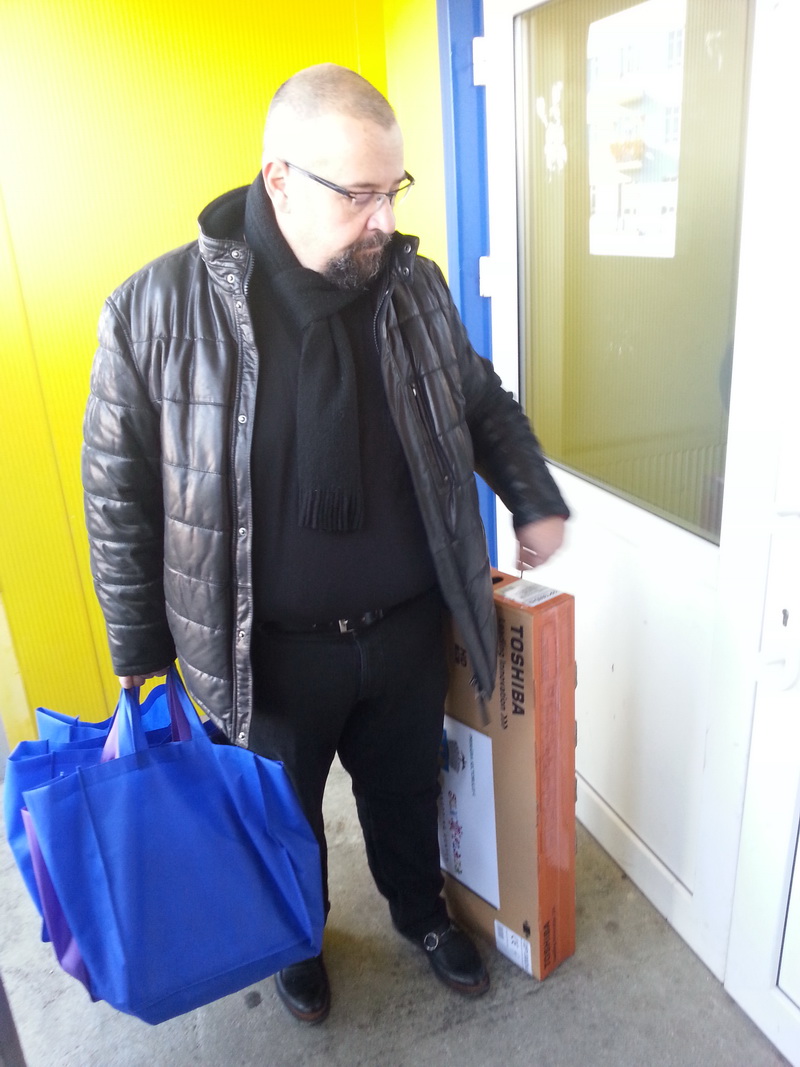 piedone, familia ion