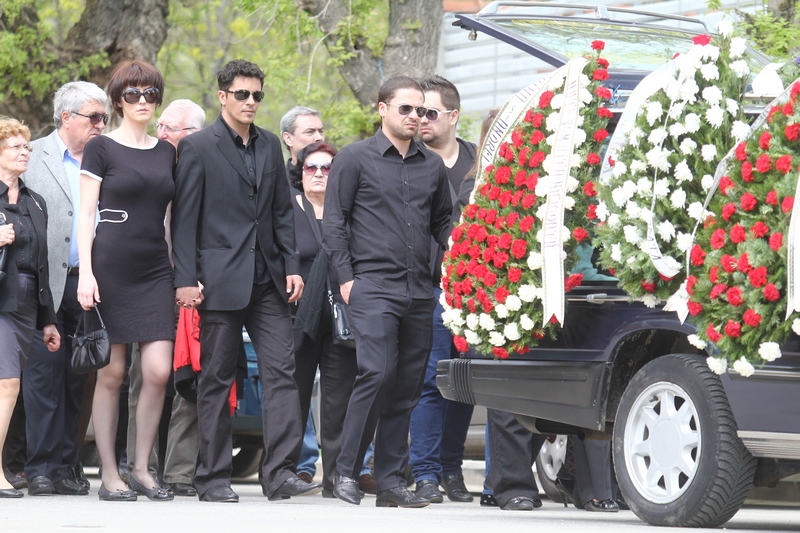 Familia Viziru a trecut prin momente grele anul acesta, cand capul familiei a decedat