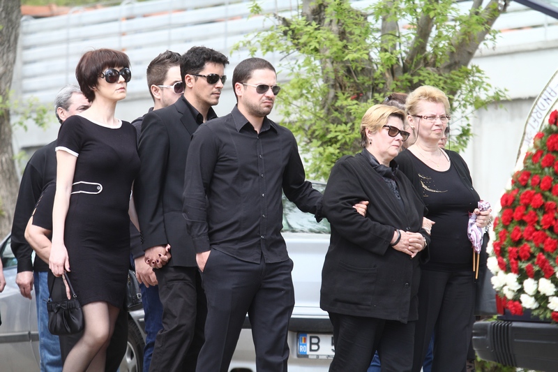 Augustin Viziru a fost daramat de pierderea parintelui sau