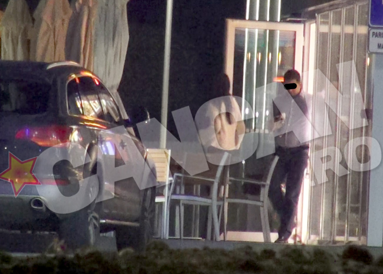 Dupa un scurt popas, cei doi au plecat de la benzinarie