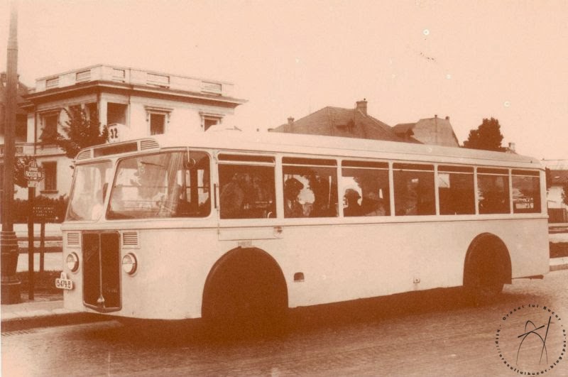 Un mijloc de transport in comun, Henschel Diesel pe Bulevardul. Lascar Catargiu, folosit in 1938