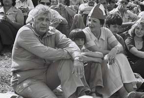 Ariel Sharon a fost lovit de blesteme pe perioada celor doua casnicii