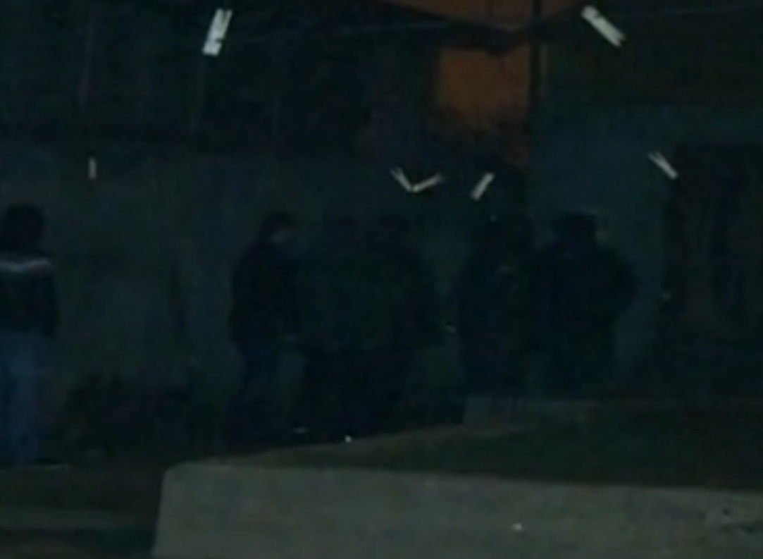 Mii de tigarete erau ascunse in aceste buncare