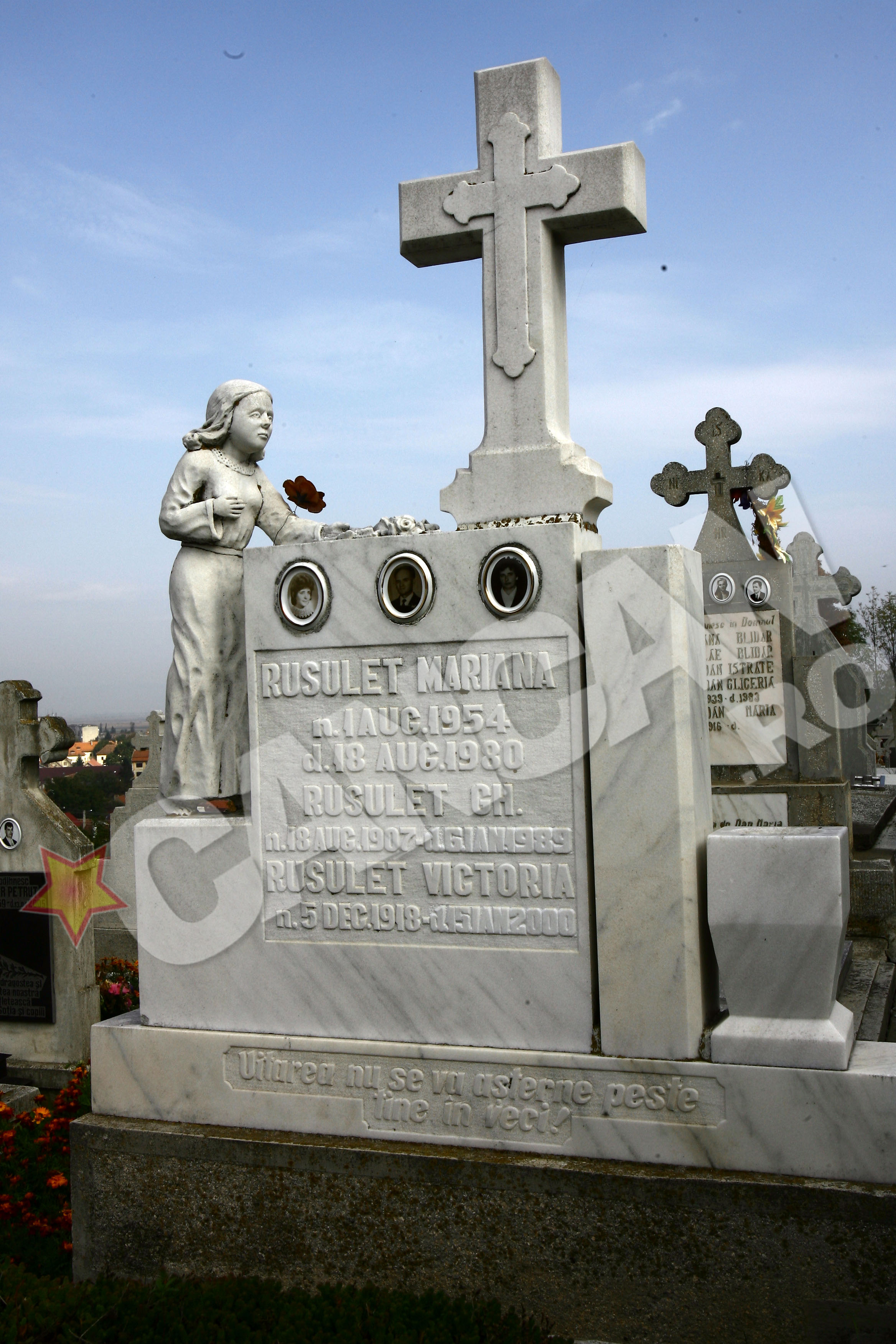 Milionarul si-a luat loc de veci in acelasi cimitir in care e ingropata iubita sa din tinerete