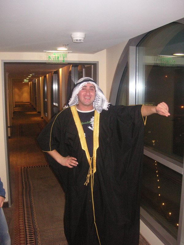 Tanarul sustine ca a fost confundat cu un terorist arab