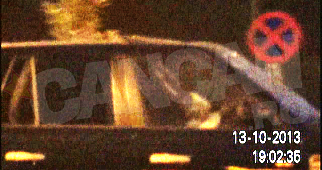 Dan Mircea Cazacu conduce cu nepoata sa pe brate