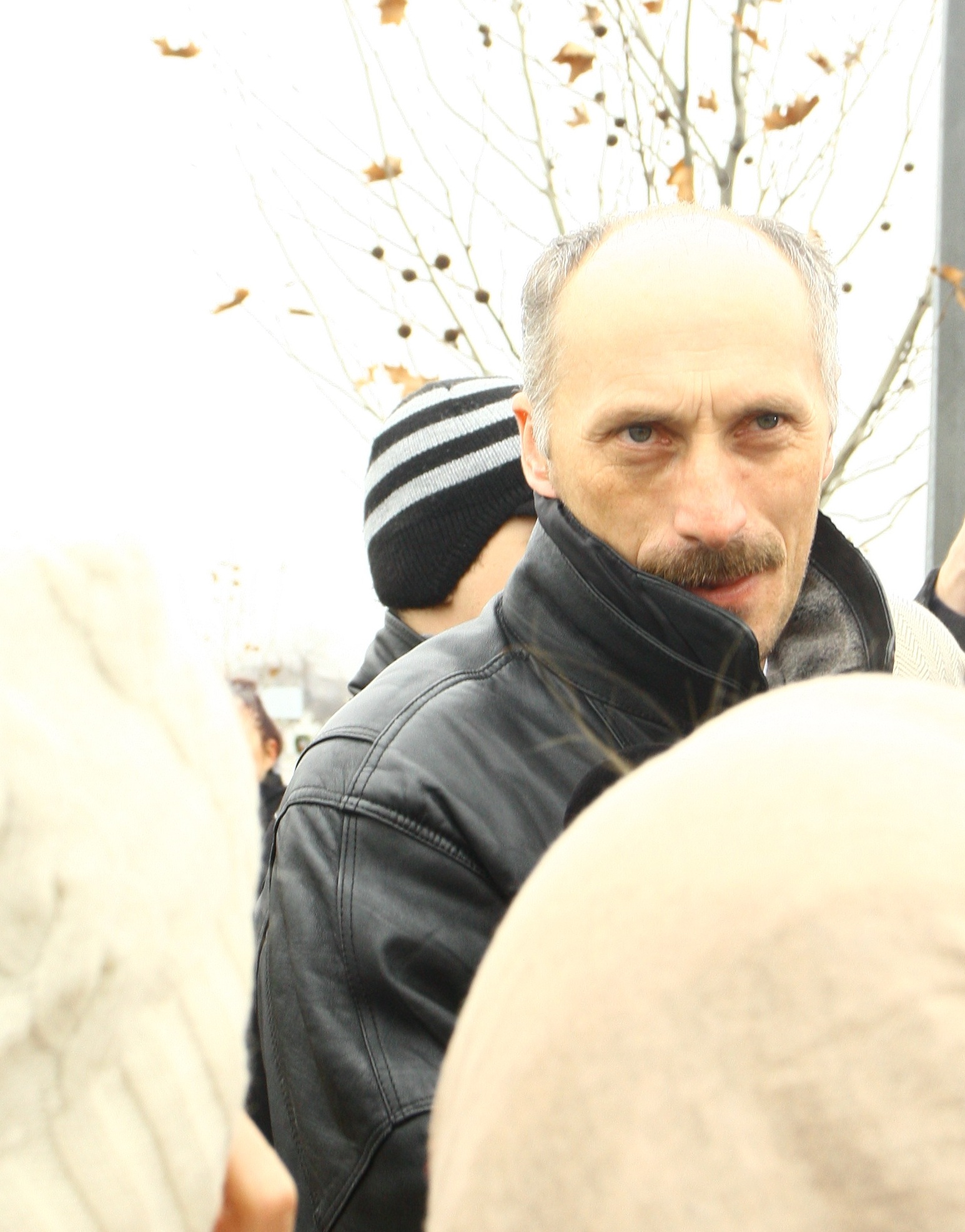 Argentin Todea, primul salvator ajuns la locul tragediei aviatice a venit sa se roage la capataiul Aureliei