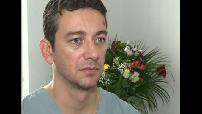 Medicul Radu Zamfir a scapat cu rani mai usoare decat ceilalti pasageri, pentru ca purta un costum de motociclist