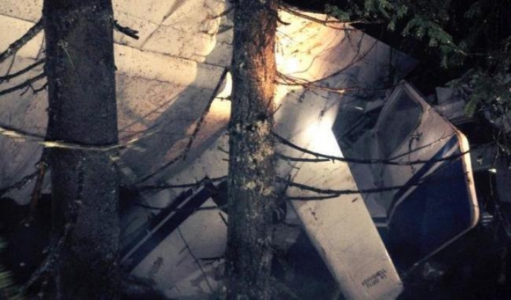 Asa arata avionul dupa prabusire