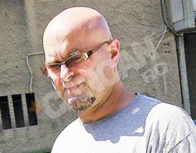 Tatal lui Teodosian, Mihai Gherman, a plecat in strainatate impreuna cu cei doi copii ai sai