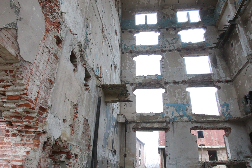 La prima intreprindere adevarata de morarit din Bucuresti nu mai exista nici macar tocurile de la ferestre