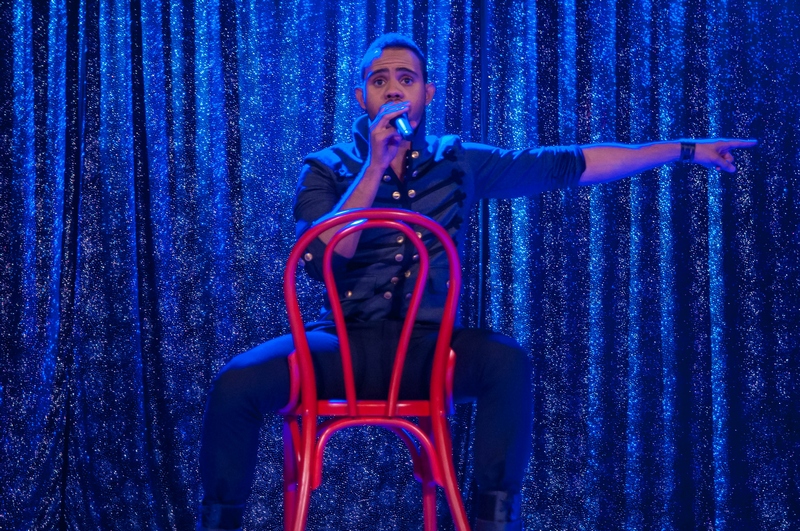 Artistul ne-a spus ca piesa cea mai buna din concurs este cea a Paulei Seling si a lui Ovi, insa e pacat ca seamana extrem de mult cu Demi Lovato - Neon Lights