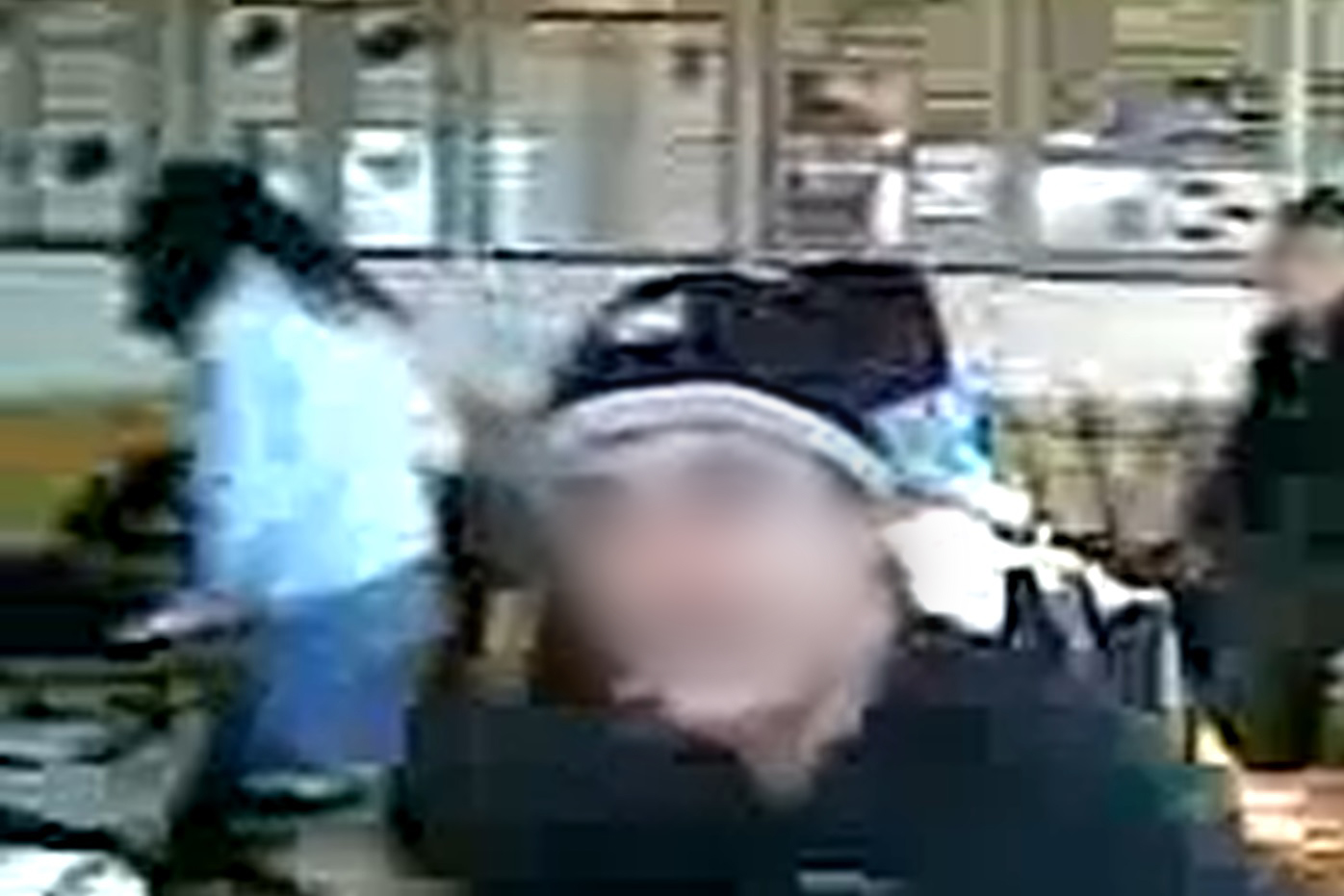 Mandri nevoie mare de gluma facuta tinerii s-au filmat intre ei