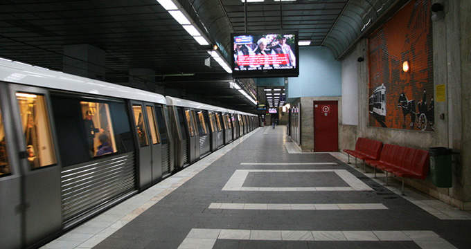 Un bucurestean ameninta ca va arunca in aer metroul din Capitala