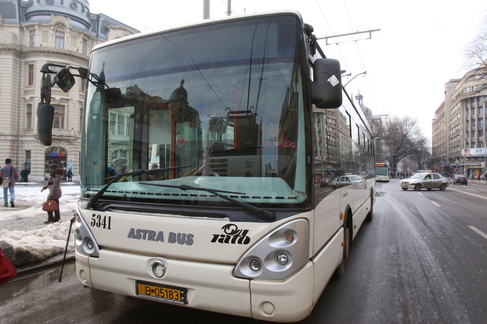 Femeia ne-a spus ca a ajuns sa munceasca la RATB, dupa ce a fost refuzata la alt loc de munca