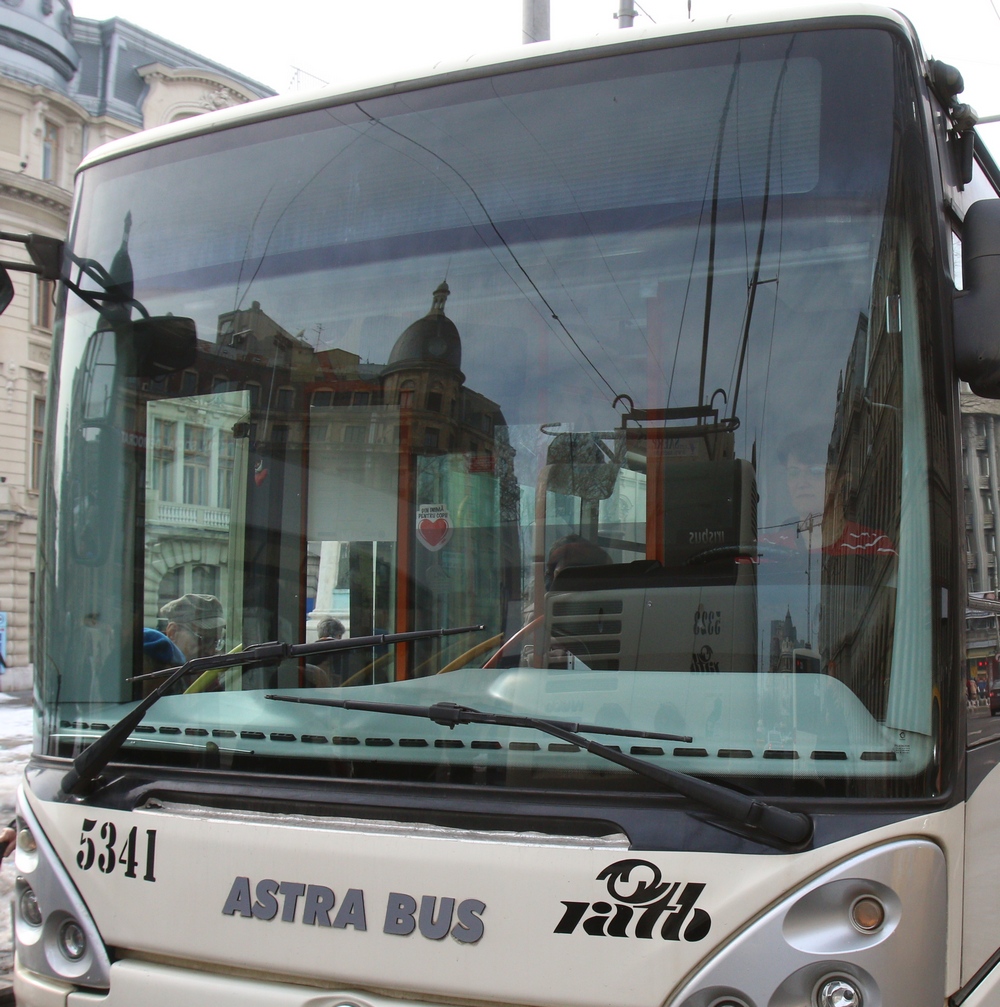 Clara ne-a spus ca nu se mai atinge de masina familiei, decat daca este o urgenta