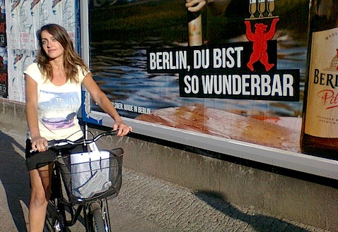 Lorena este o pictorita talentata, din Timisoara