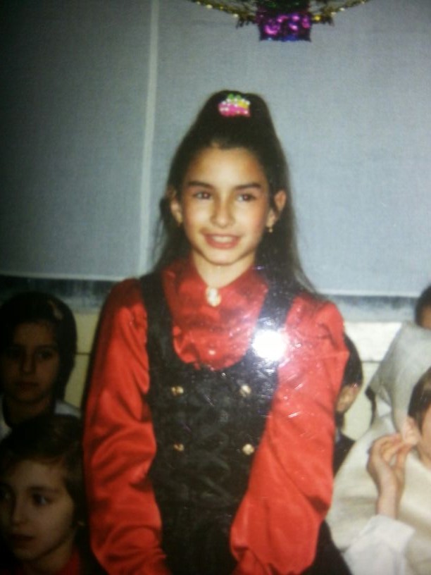 Tanara a cochetat cu modelling-ul cand era mica