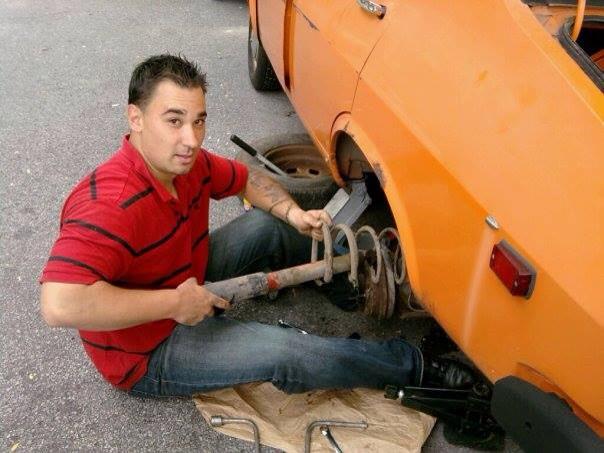 Eduard a muncit la prima sa