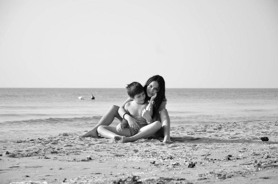 Tanara este foarte mandra de cei doi copii ai sai