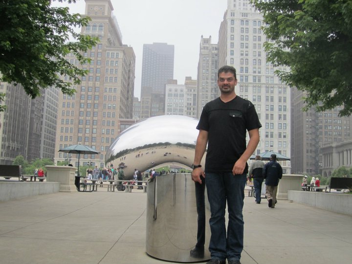 Barbatul ne-a spus ca unul dintre prietenii sai a murit din cauza unei curse