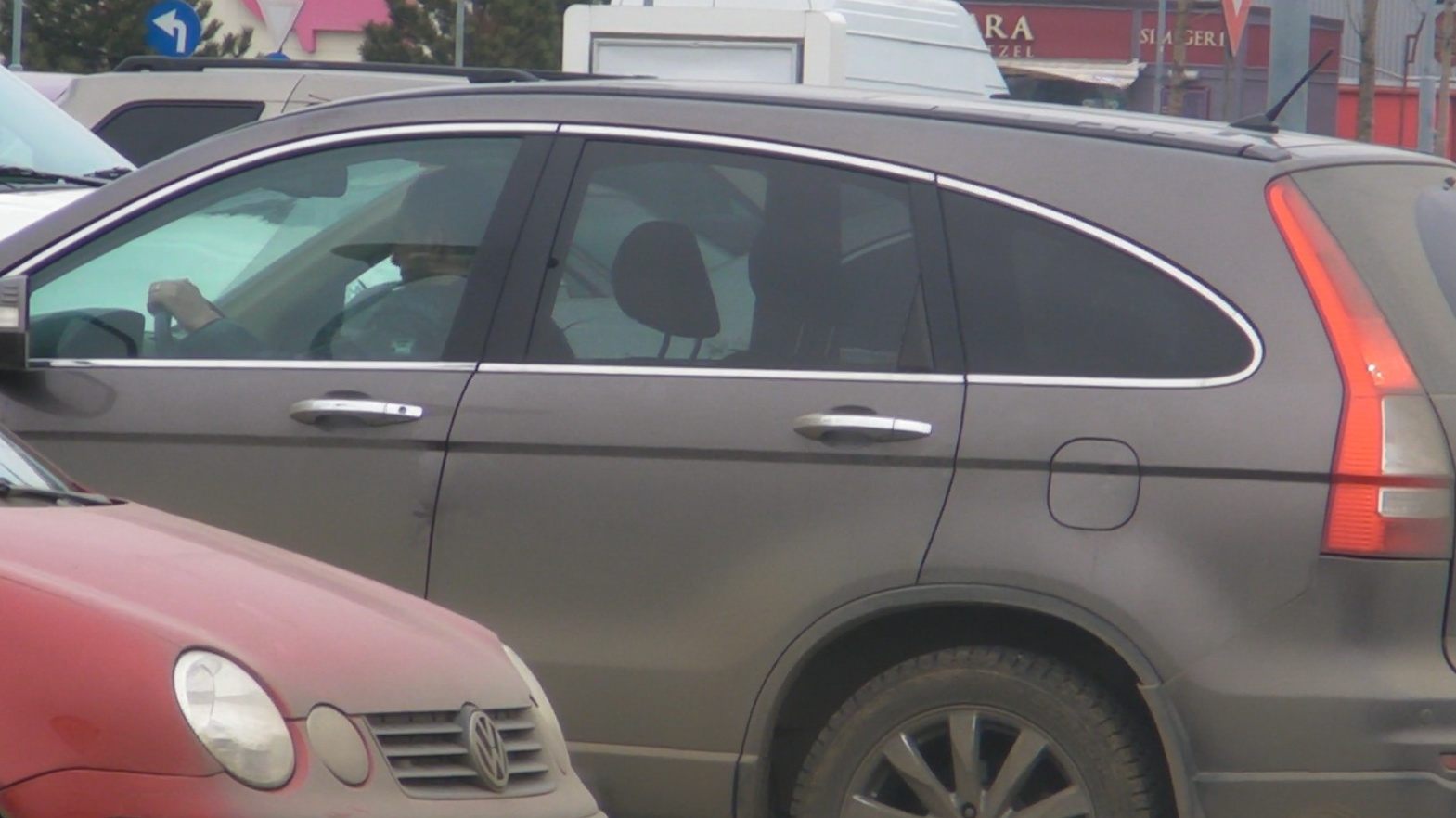 Vedeta tv pleaca in tromba spre televiziune