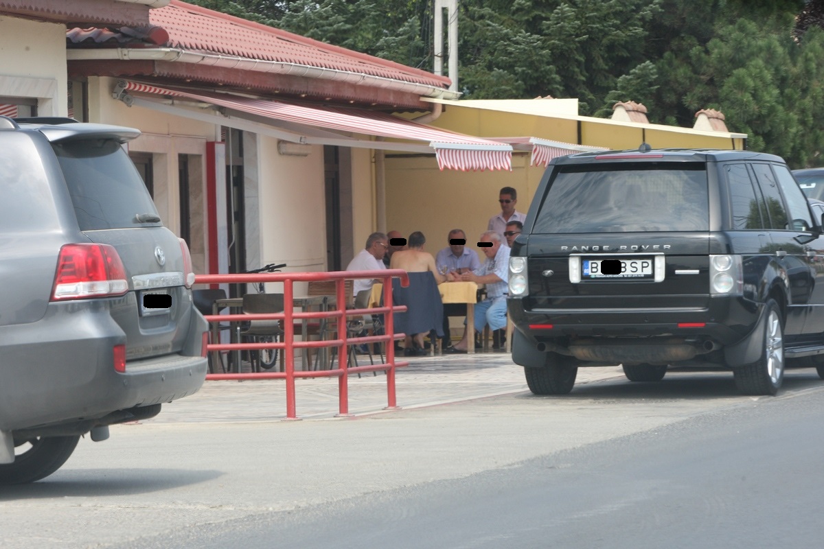 Giovani si Gigi erau aproape zilnic la Buggy bar, unde jucau table