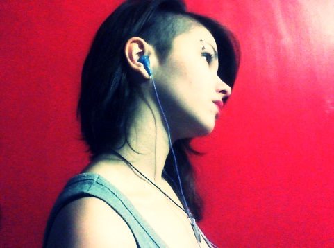 Tanara arata exact ca pustii din Londra