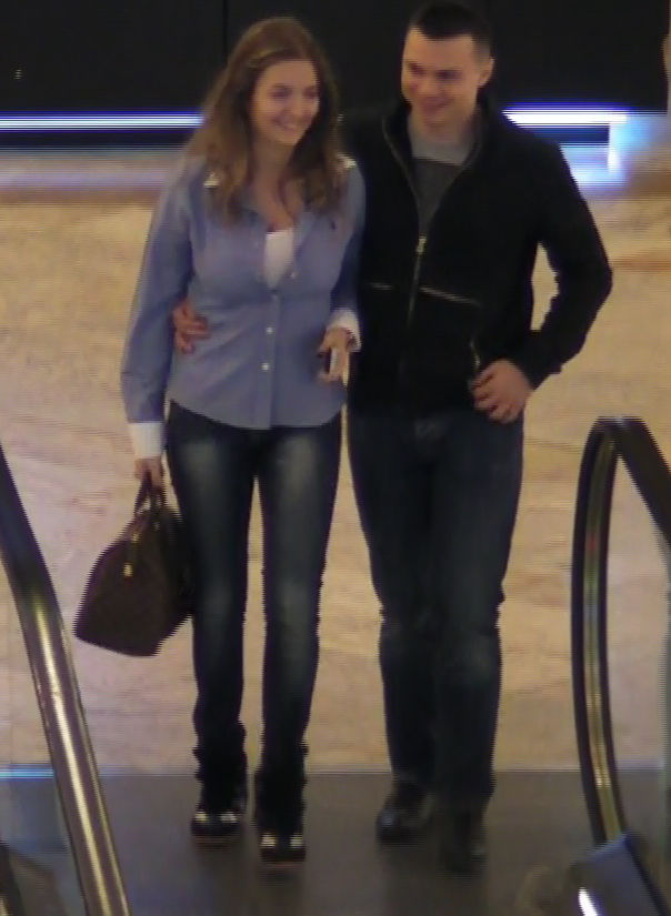 Fiul lui Nicu Gheara se iubeste cu o satena frumoasa si dotata