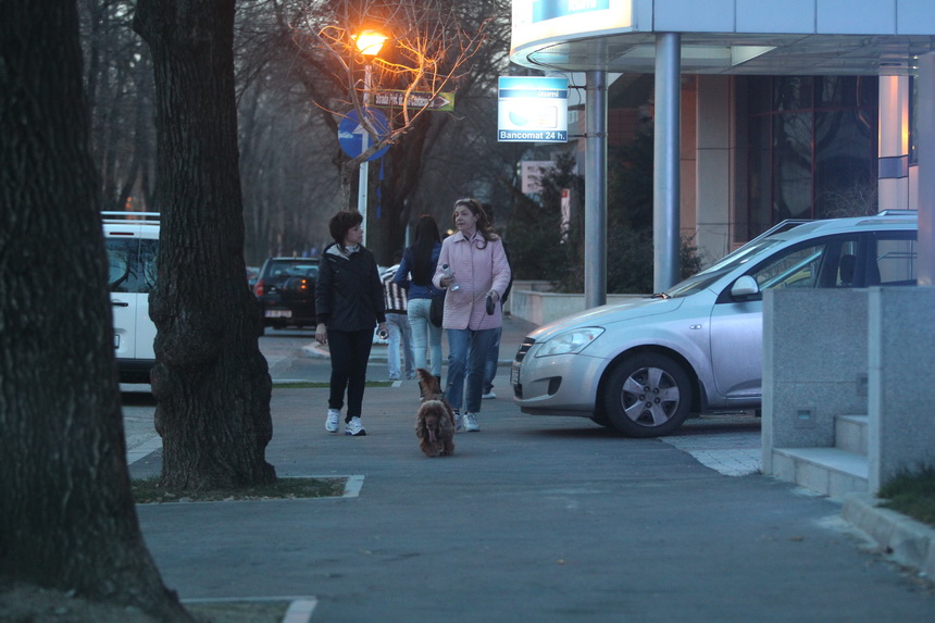 Partenera de viata a fostului sef de la Rapid parea foarte relaxata