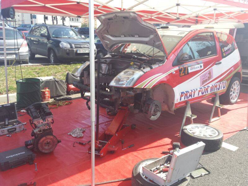 Inceput de sezon cu ghinion pentru Denisa Nechita. A fost nevoita sa abandoneze dupa o defectiune